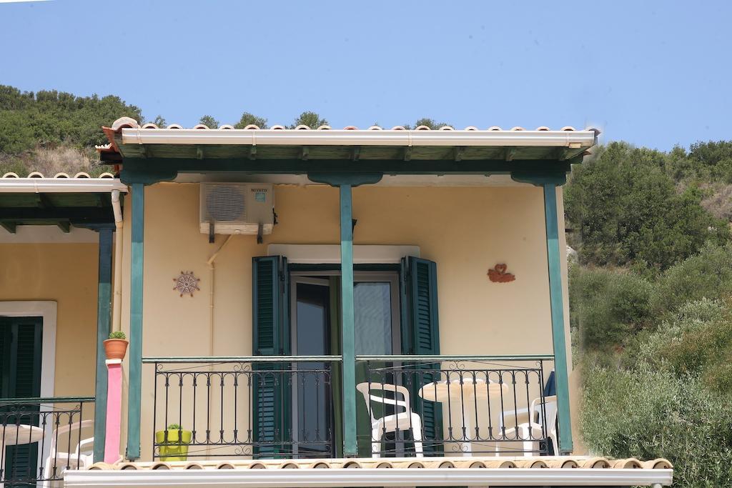 Marathes Studios Áyios Nikítas Dış mekan fotoğraf